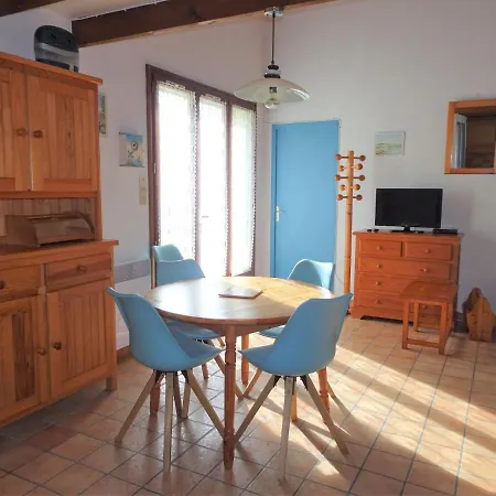 펜션 On Oleron Near Les Huttes *